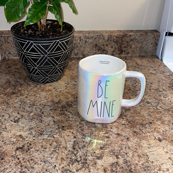 Rae Dunn Iridescent Be Mine Mug - Picture 1 of 3